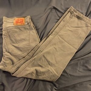 Tan Levi Khaki’s 559 34x32